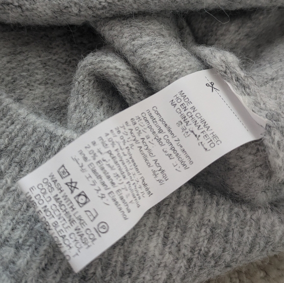 SHEIN Frenchy Heart Pattern Casual Round Neck Short Sleeve Knit Sweater Top - Picture 5 of 7